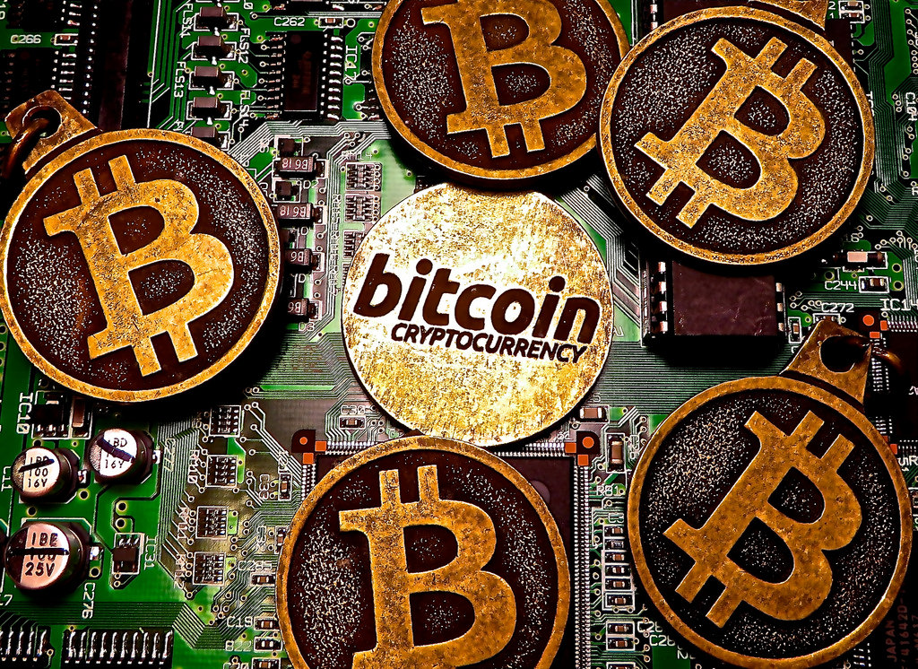 Only 1000 People Hold 40 Percent of Bitcoin |