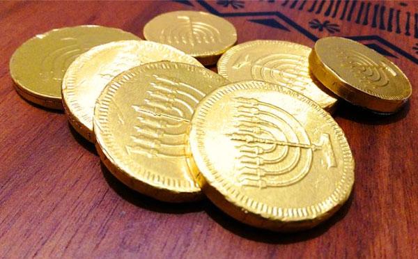 This Holiday Season, Make It Silver And Gold
